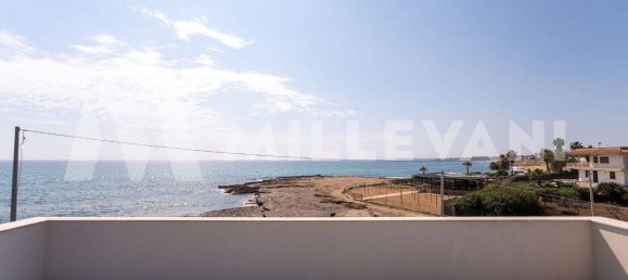 7 rooms Villa in Noto, Italy No. 2094 3