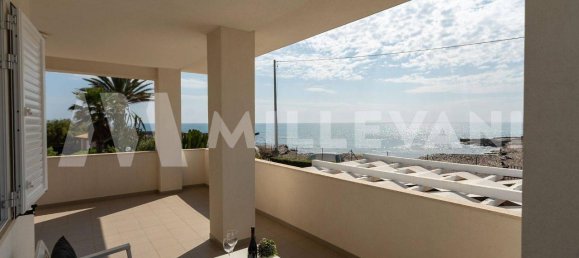 7 rooms Villa in Noto, Italy No. 2094 17