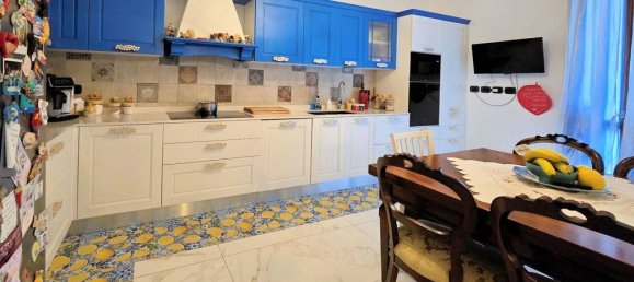 5 bedrooms Apartment in Assago, Italy No. 151777 4