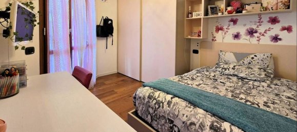 5 bedrooms Apartment in Assago, Italy No. 151777 9