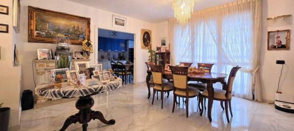 5 bedrooms Apartment in Assago, Italy No. 151777 2