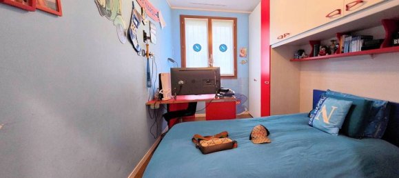 5 bedrooms Apartment in Assago, Italy No. 151777 8