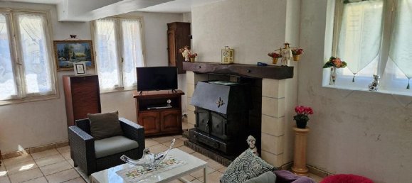 2-Zimmer Stadthaus in Montlandon, France, Nr. 89285 6