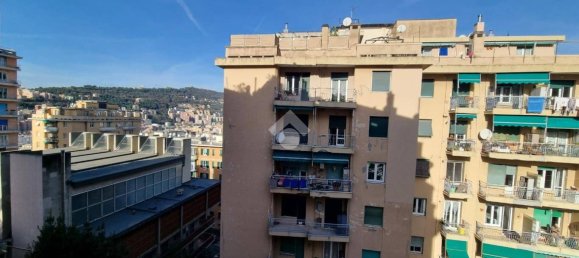 Квартира с 1 спальней в Генуя, Италия № 231924 3