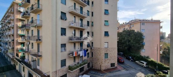 Квартира с 1 спальней в Генуя, Италия № 231924 2