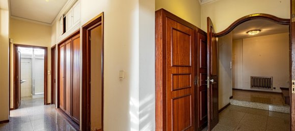 5 bedrooms Villa in Matosinhos, Portugal No. 123138 8