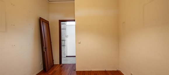 5 bedrooms Villa in Matosinhos, Portugal No. 123138 11