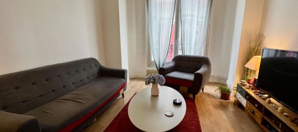 1 bedroom Apartment in Colombes, France No. 179097 6