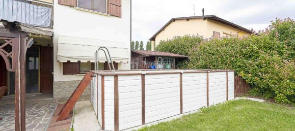 4 rooms Villa in Gadesco Pieve Delmona, Italy No. 8034 46