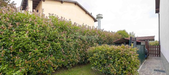 4 rooms Villa in Gadesco Pieve Delmona, Italy No. 8034 53