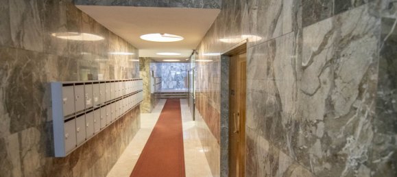 4 rooms Apartment in Bologna, Italy No. 14130 4