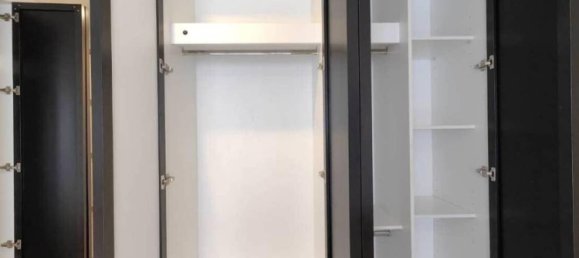 Кондоминиум  с 2 спальнями в Дин Даенг, Таиланд № 21701 3