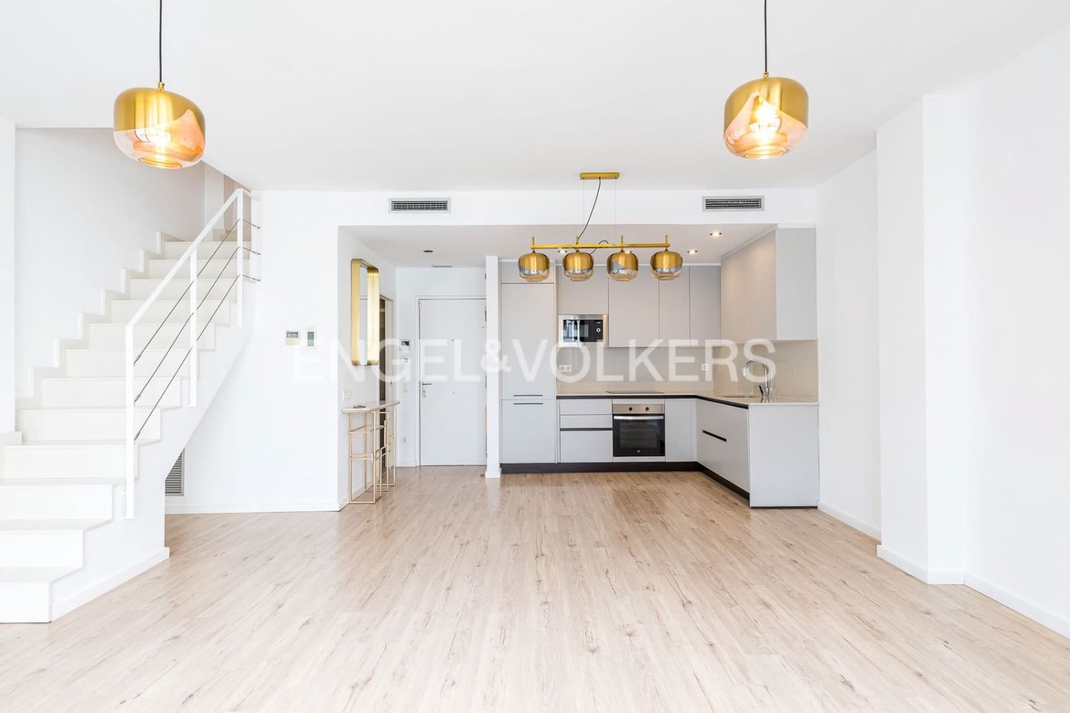 2 غرف نوم منزل ذو طابقين في Sants-Montjuic, Spain رقم 205774