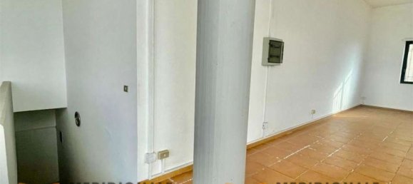 215m² Commercial property in Gallipoli, Italy No. 77813 19