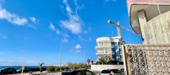 215m² Commercial property in Gallipoli, Italy No. 77813 17