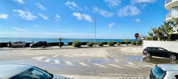 215m² Commercial property in Gallipoli, Italy No. 77813 20