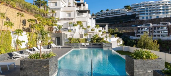 Apartamento de 2 dormitorios en Marbella, Spain No. 4808 4