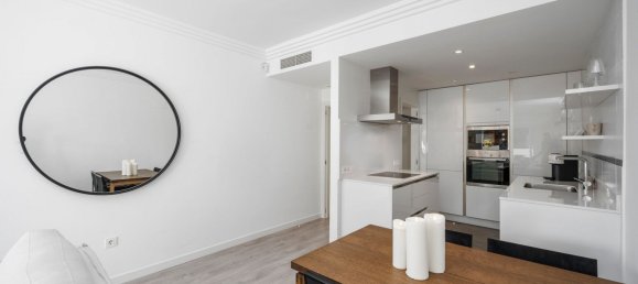 Apartamento de 2 dormitorios en Marbella, Spain No. 4808 12