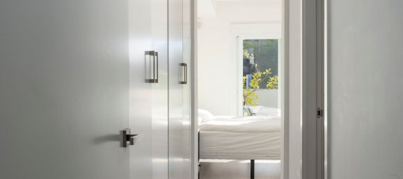 Apartamento de 2 dormitorios en Marbella, Spain No. 4808 18