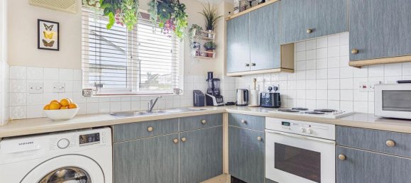 1 bedroom Apartment in Hounslow, United Kingdom No. 8524 2