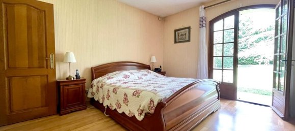 8 Schlafzimmer Haus in Chateau-Thierry, France, Nr. 350745 9