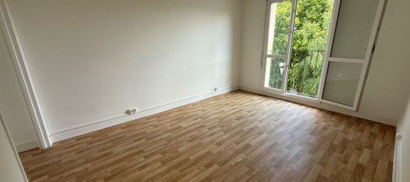 2 Schlafzimmer Wohnung in Massy, France, Nr. 296526 3