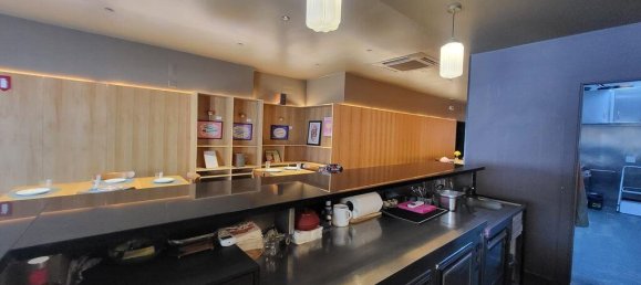 86m² Commercial property in Lisbon, Portugal No. 12988 13