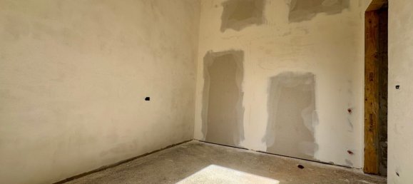 3 bedrooms Apartment in Florence, Italy No. 335451 4