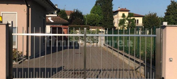 2 bedrooms Villa in Dorno, Italy No. 313211 4