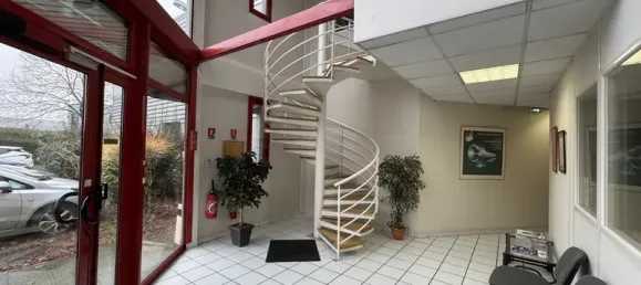 عقار تجاري في Saint-Ouen-l'Aumone, France 2264متر مربع رقم 346128 7