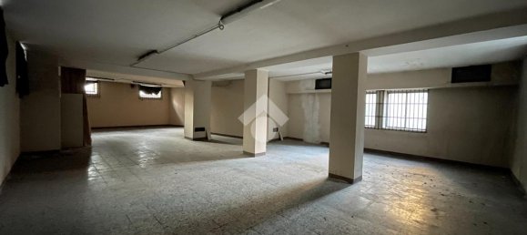 Склад с 1 комнатой в Бусто Арсицио, Италия № 122300 5