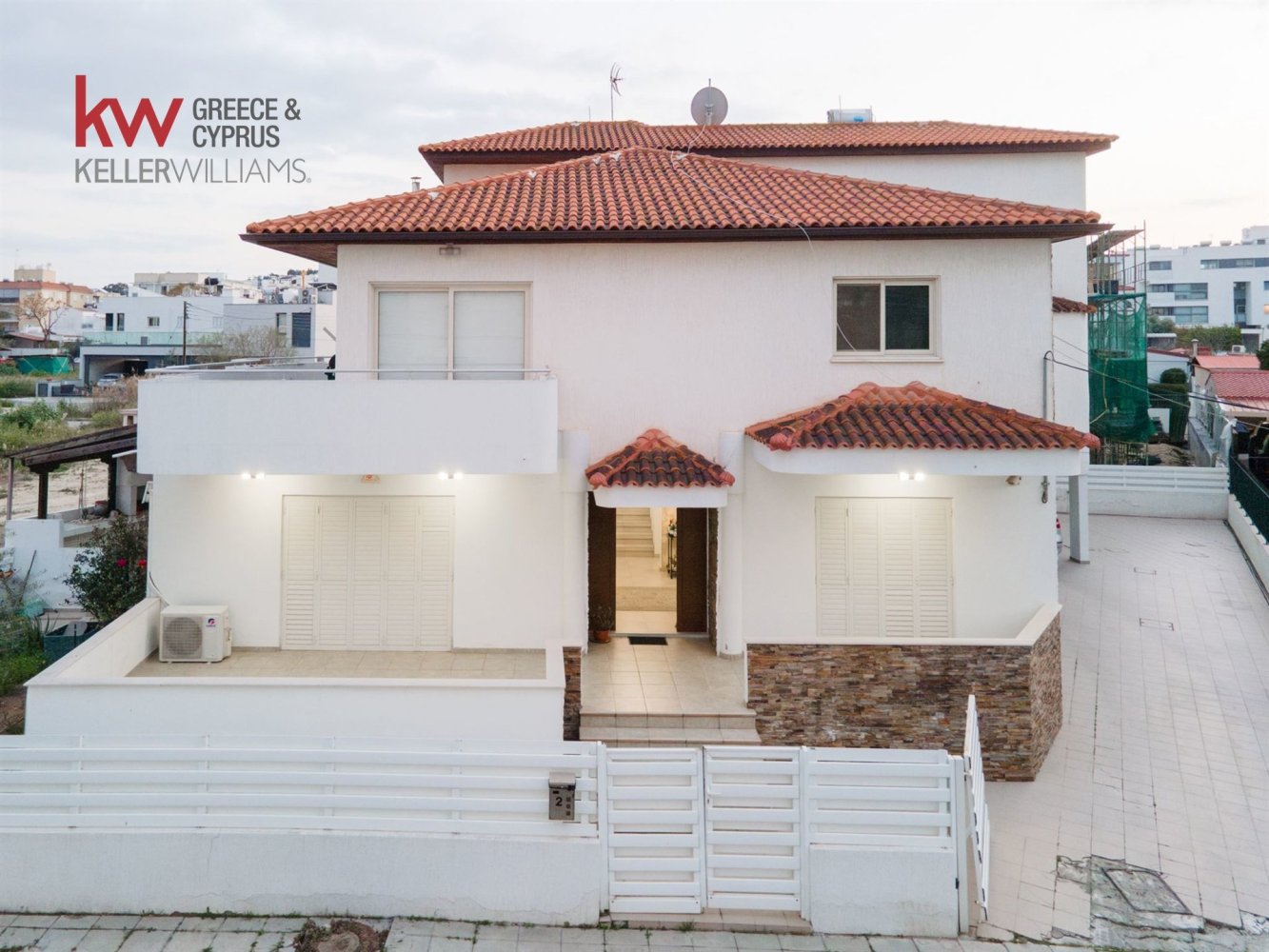 7 dormitorios adosado en venta en Aglandjia, Nicosia, Cyprus № 26288