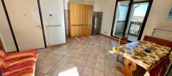 2-salle Appartement à Borgo Virgilio, Italy No. 3017 3