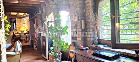 3 Schlafzimmer Haus in Gazzola, Italy, Nr. 287187 14