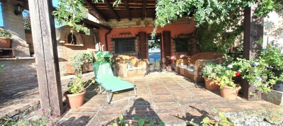 3 Schlafzimmer Haus in Gazzola, Italy, Nr. 287187 6