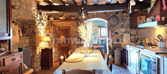 3 Schlafzimmer Haus in Gazzola, Italy, Nr. 287187 25