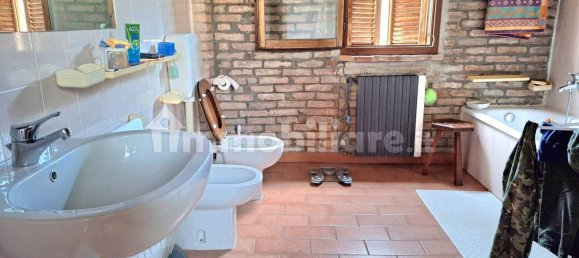 3 Schlafzimmer Haus in Gazzola, Italy, Nr. 287187 28