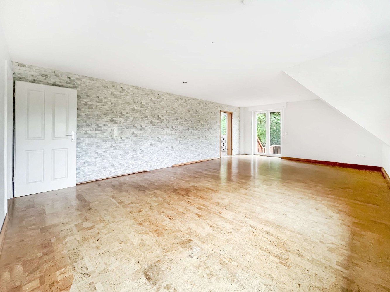 Apartamento de 3 habitaciónes en Minden-Lubbecke, Germany No. 158270