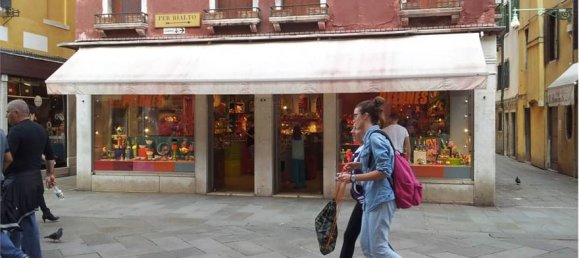 3 rooms Commercial property in Venice, Italy No. 61864 17