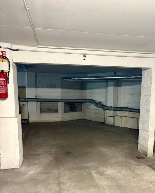 16m² Parking in Paris, France No. 327816