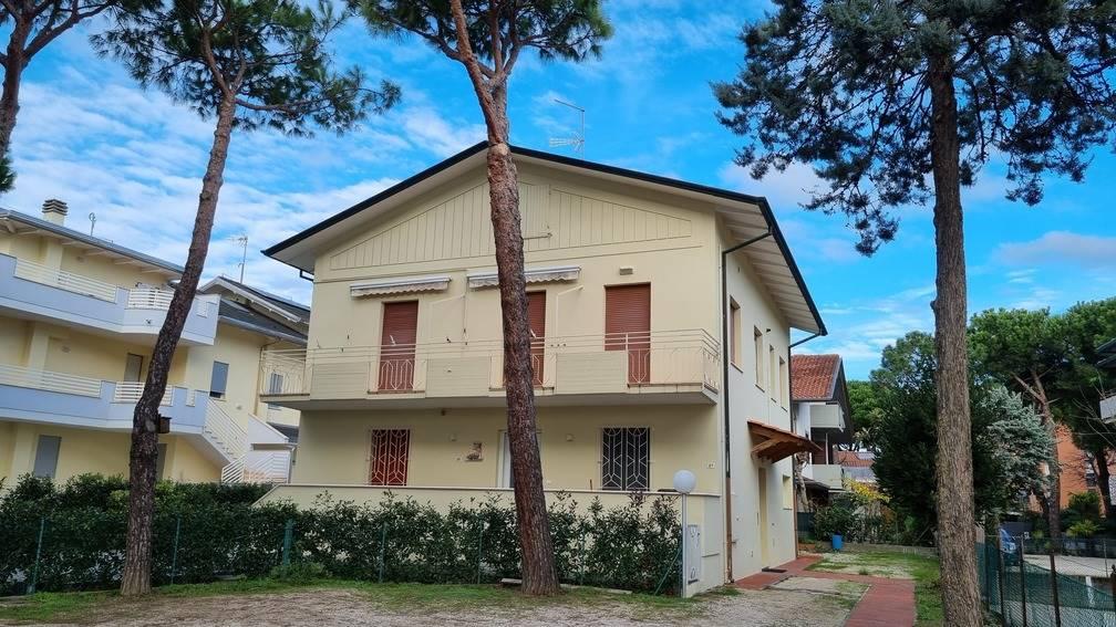 Apartamento de 3 habitaciónes en Cervia, Italy No. 165596