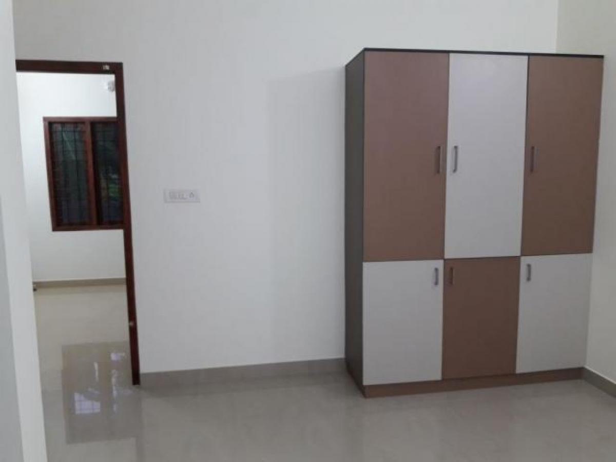 Casa de 3 dormitorios en Palakkad, India No. 51893