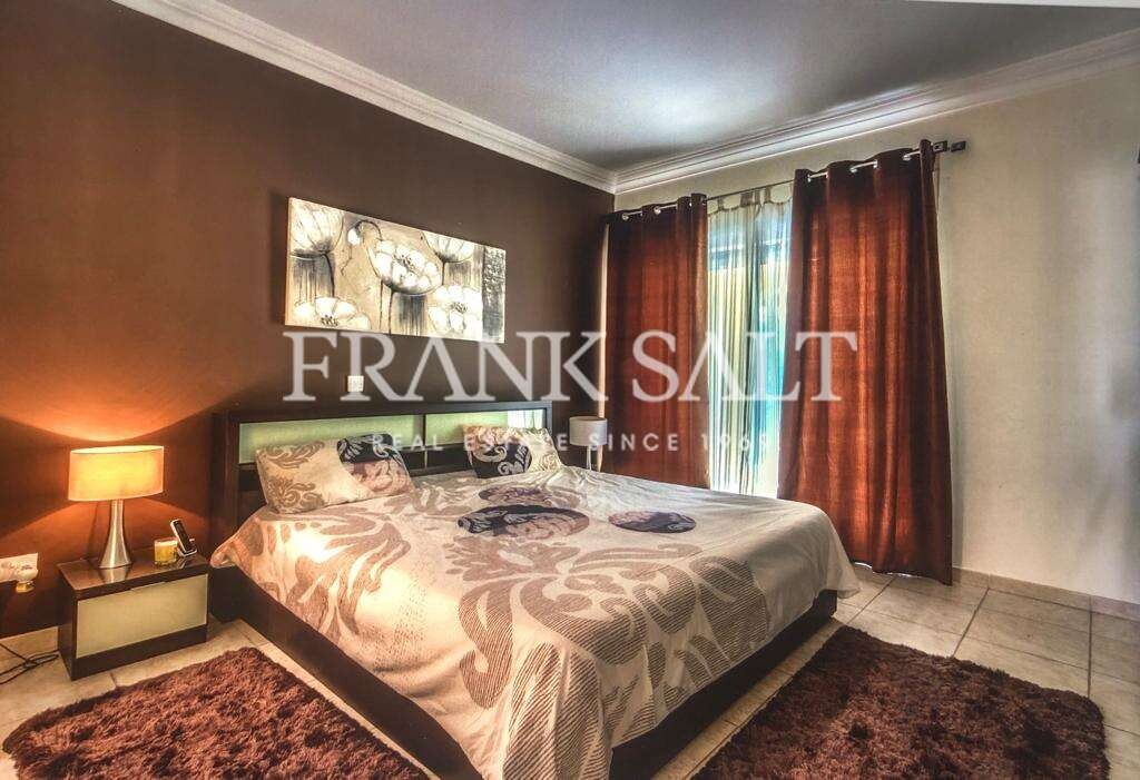 Apartamento de 3 dormitorios en Saint Julian's, Malta No. 3424