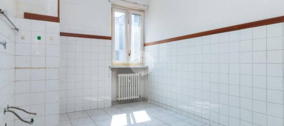 2 غرف نوم شقة في Rivoli, Italy رقم 276427 11