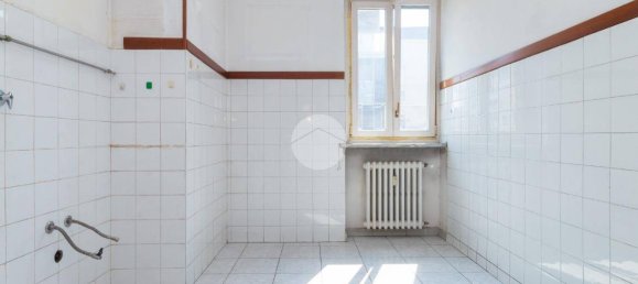 2 غرف نوم شقة في Rivoli, Italy رقم 276427 8