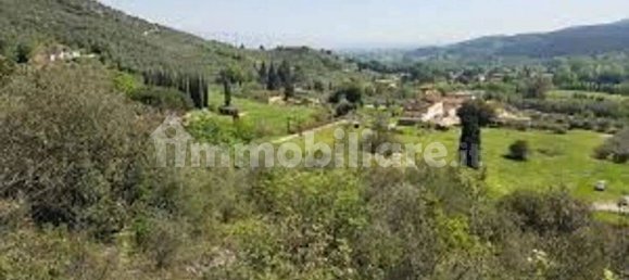 2 bedrooms House in Lucca, Italy No. 330071 10