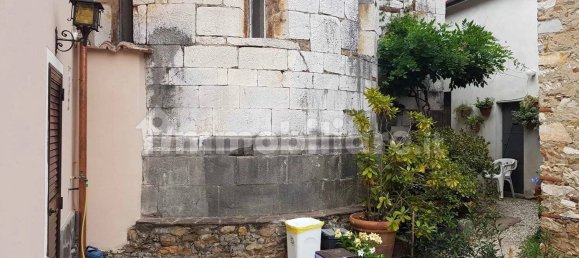 2 bedrooms House in Lucca, Italy No. 330071 18