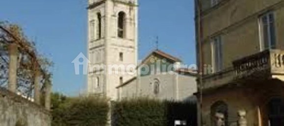 2 bedrooms House in Lucca, Italy No. 330071 9