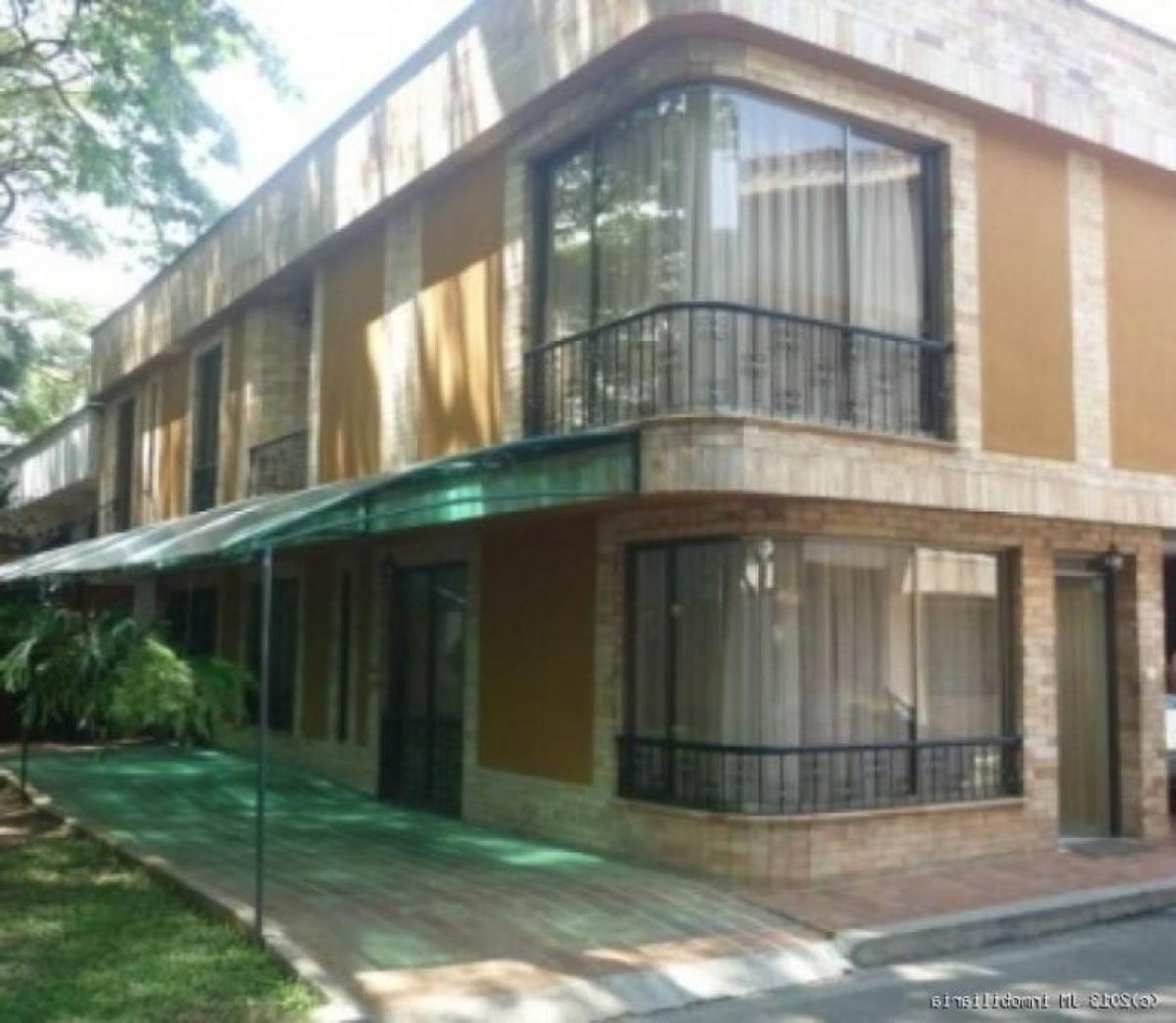 3 bedrooms House in Valle del Cauca, Colombia No. 1177