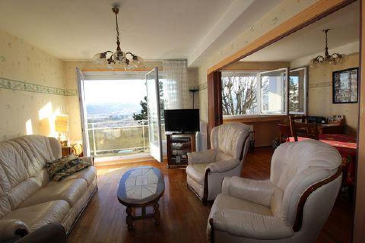 شقة 3 غرف نوم  في Firminy, France رقم 36614